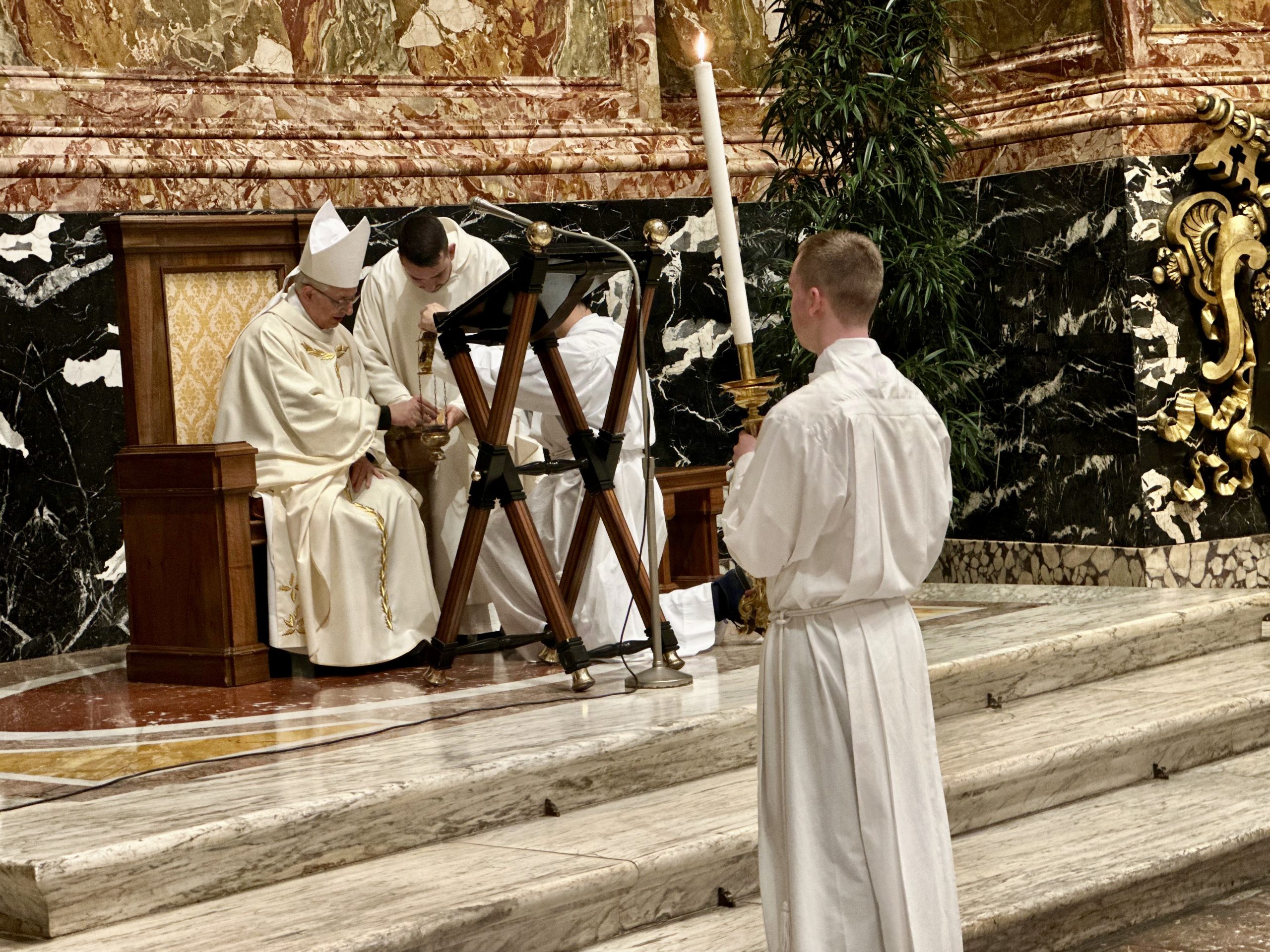 Misa-en-Catedra-de-San-Pedro-18