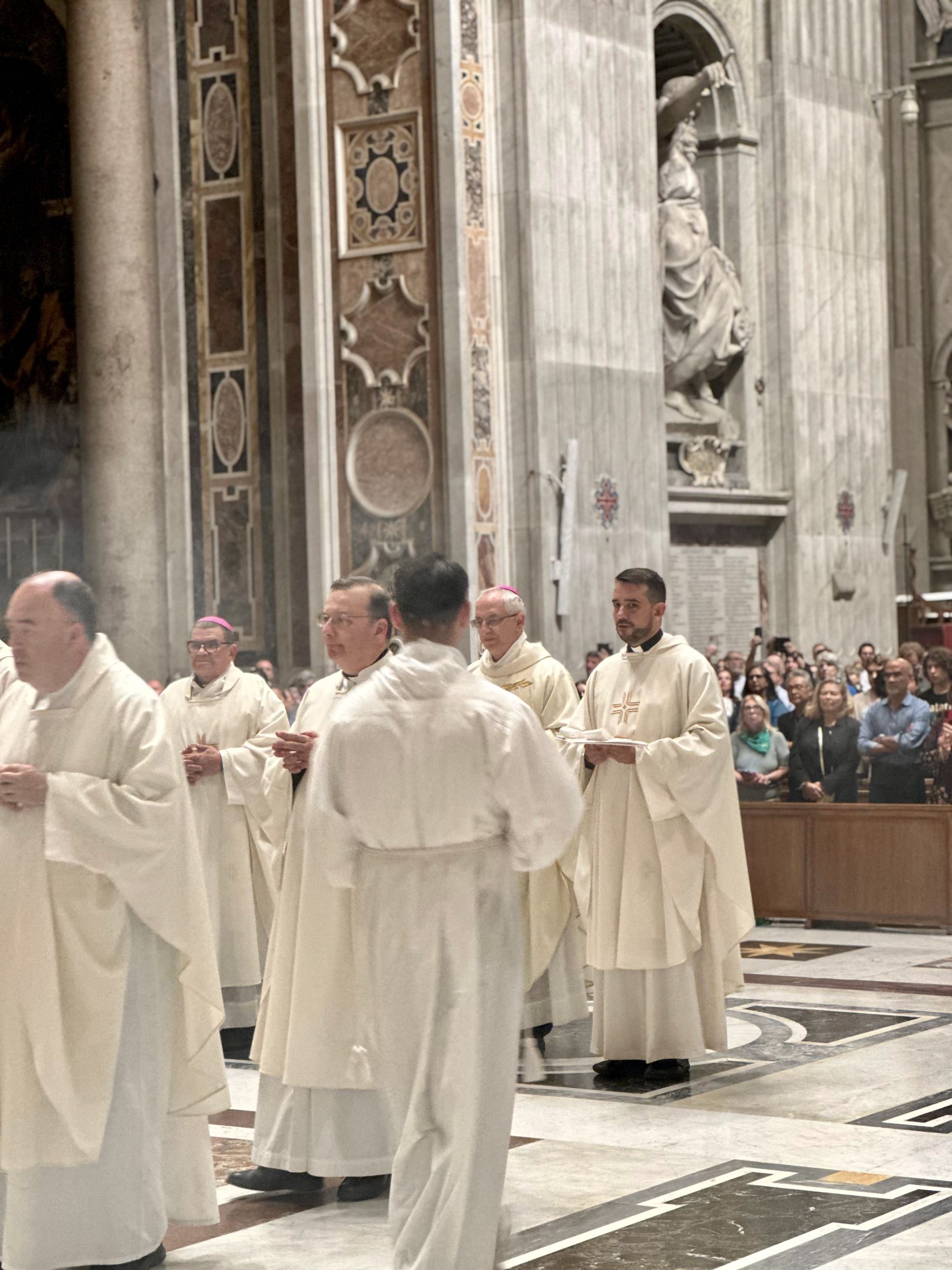 Misa-en-Catedra-de-San-Pedro-24