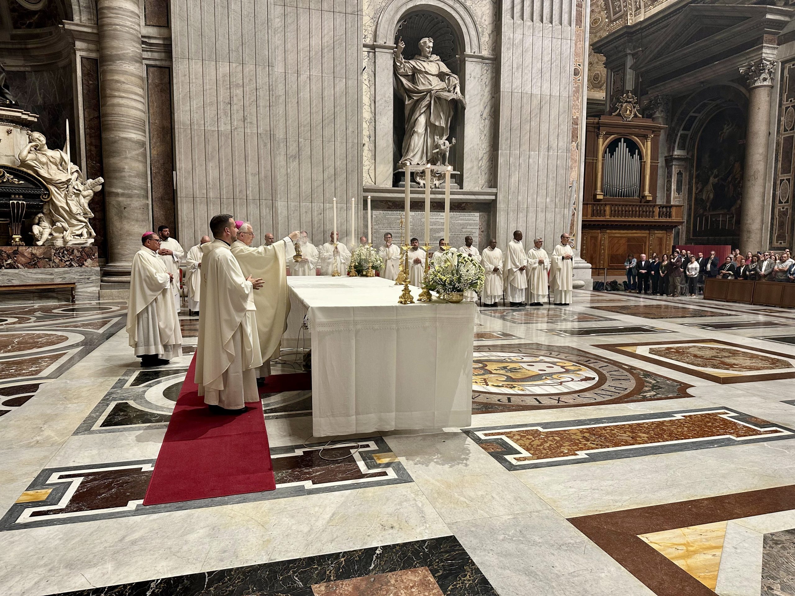 Misa-en-Catedra-de-San-Pedro-28